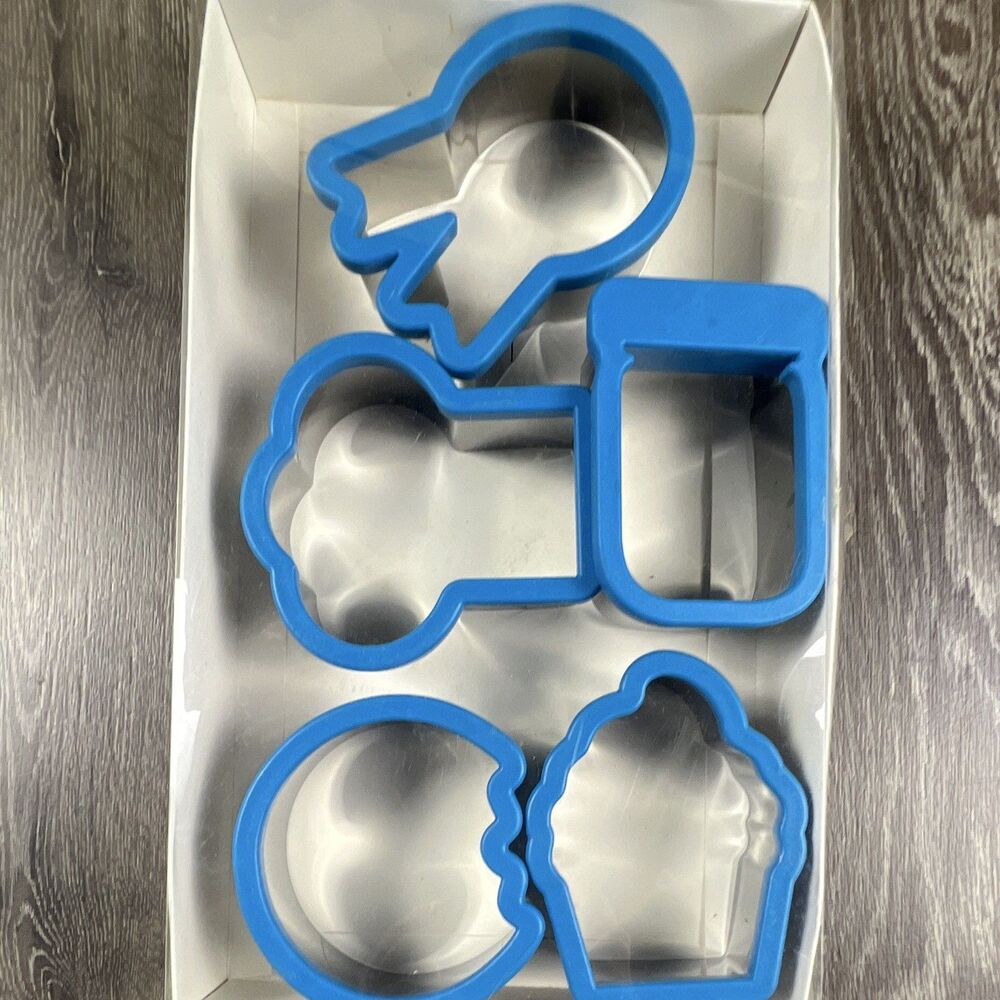 We Made It by Jennifer Garner Cookie Cutter Set 5pc 8930